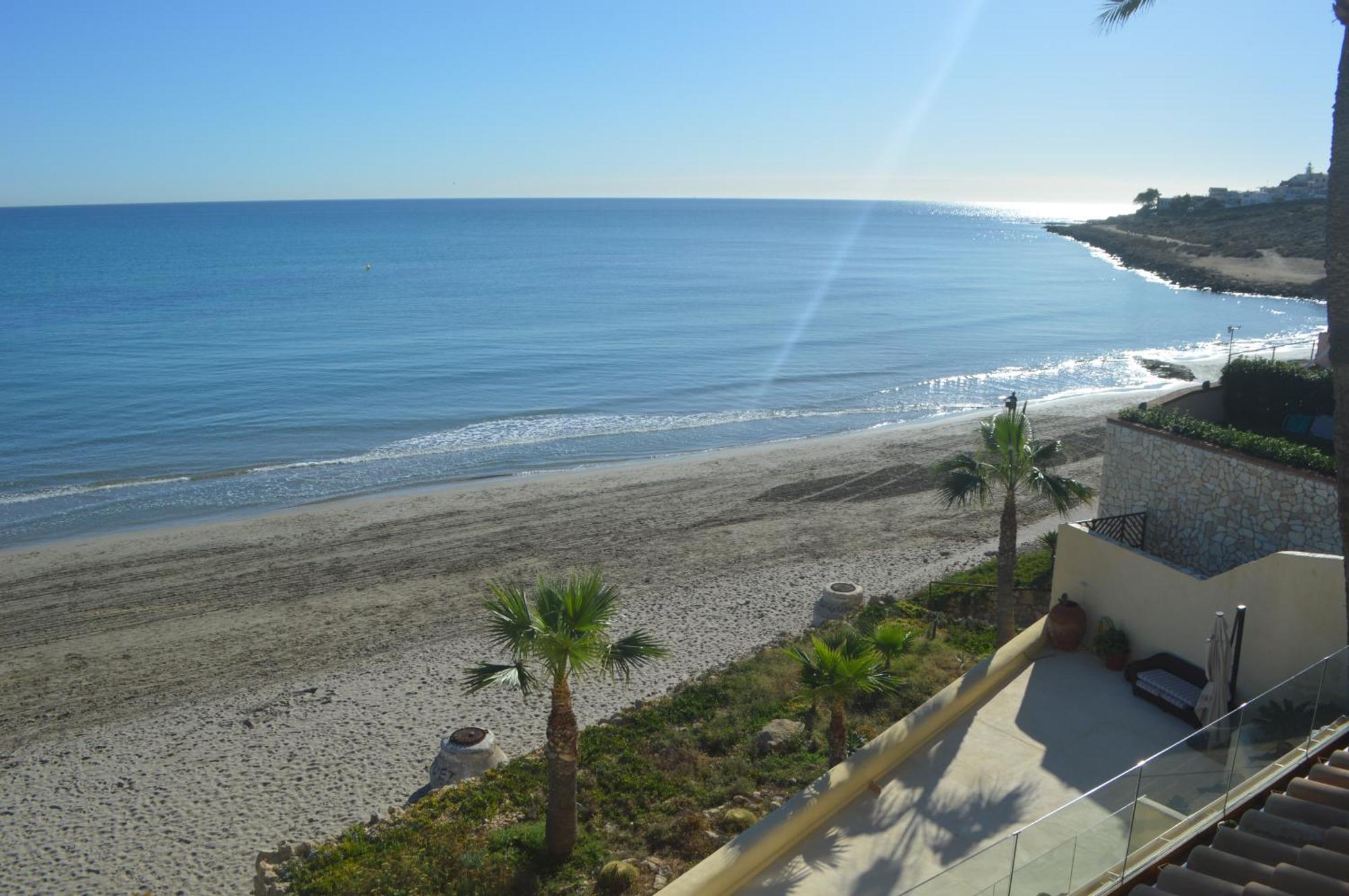 Apartamento Extraordinario LOFT a pie de playa en CHALET ROQUETES Alicante Exterior foto